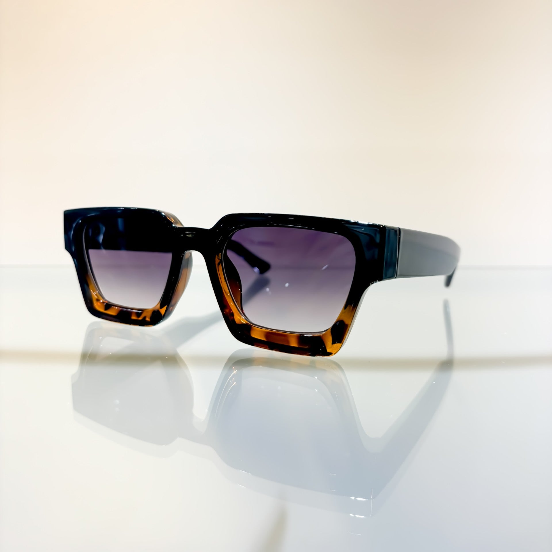 Glasses Elegant Black Tortoise