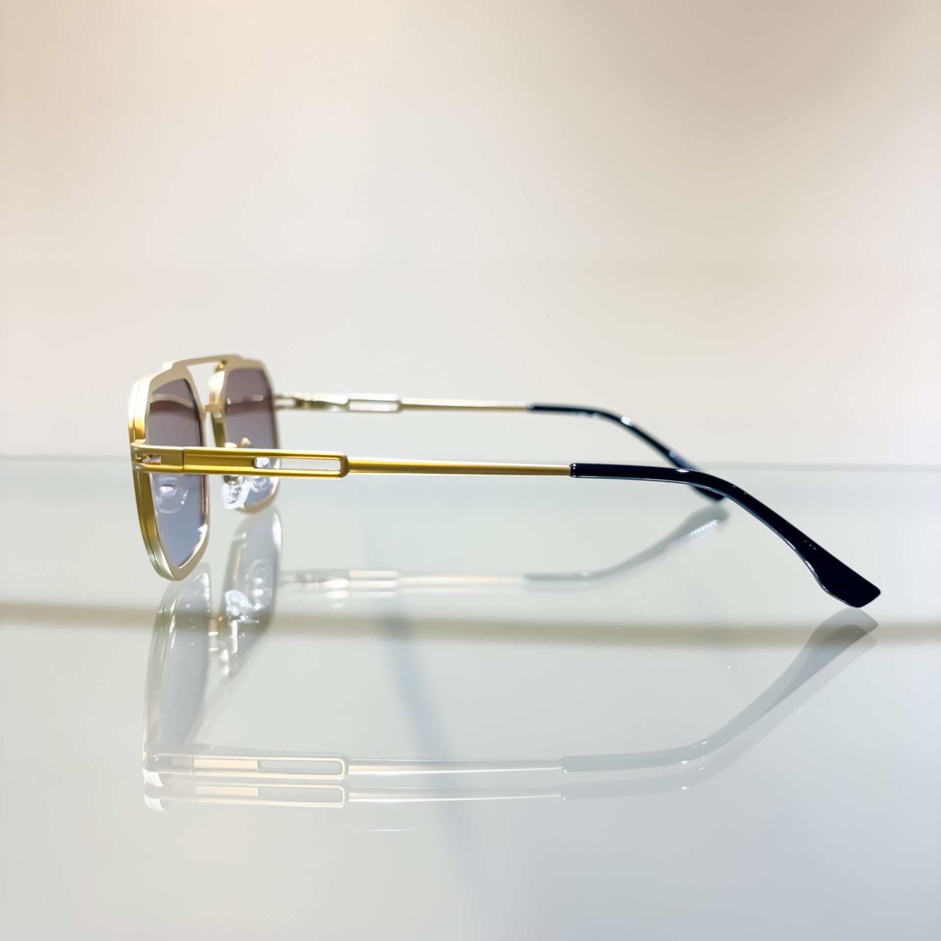 Glasses Square Avi Gold