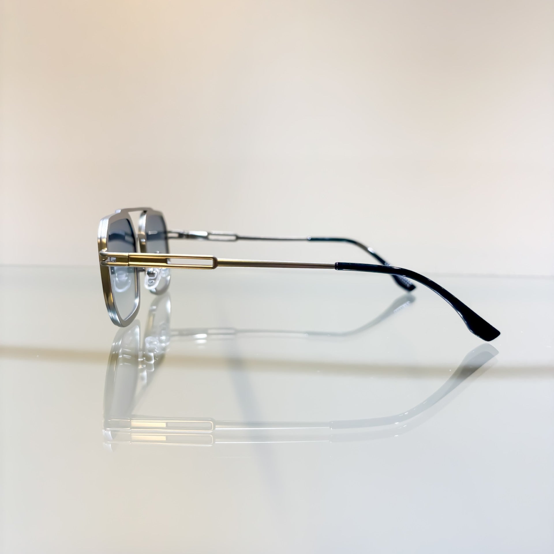 Glasses Square Avi Silver