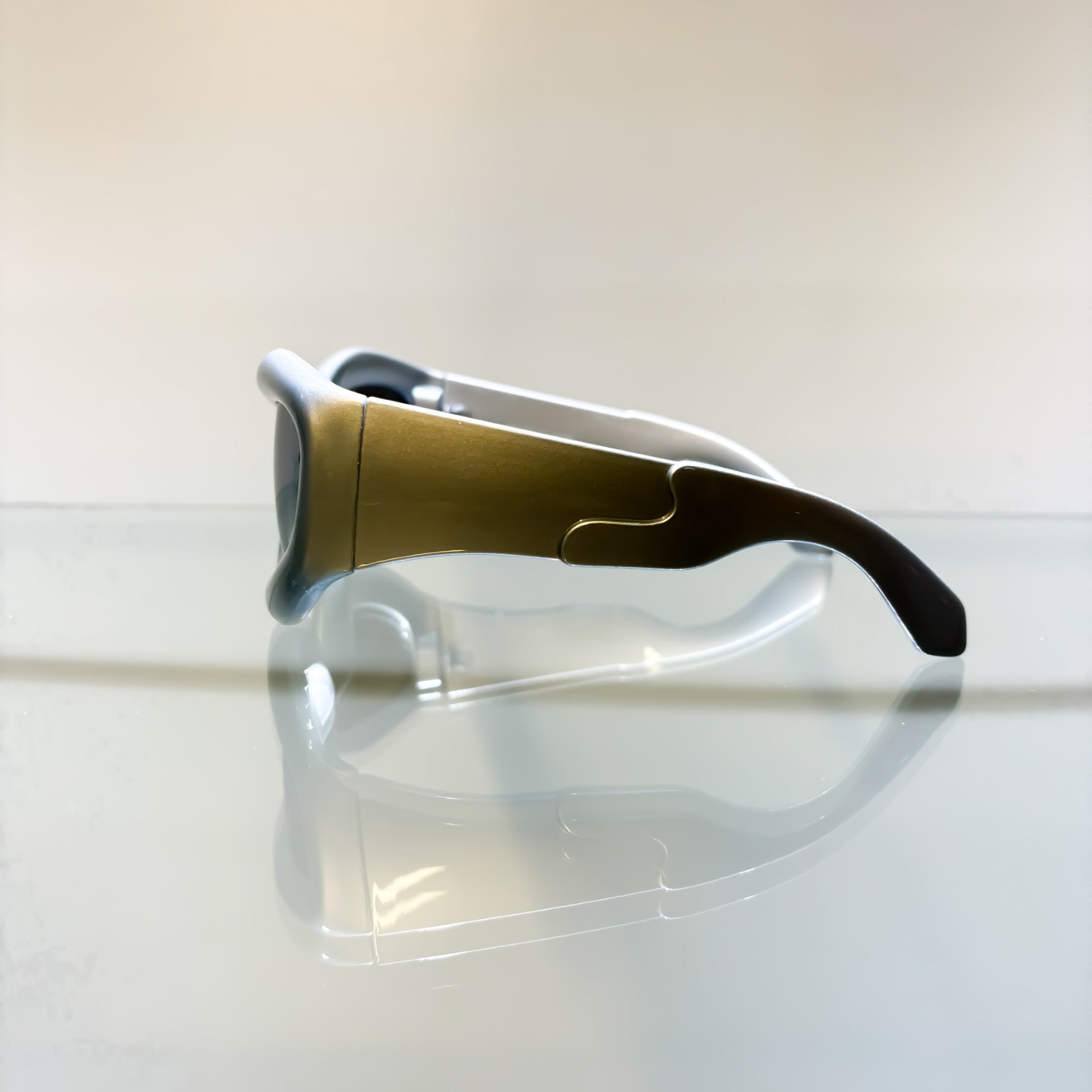 Glasses Alien Shiny Silver